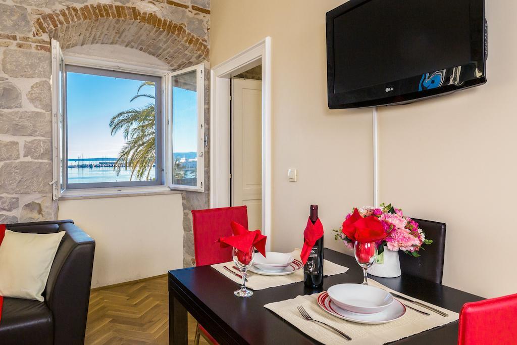 Luxury Apartment Riva With A Magnificient View Split Eksteriør bilde
